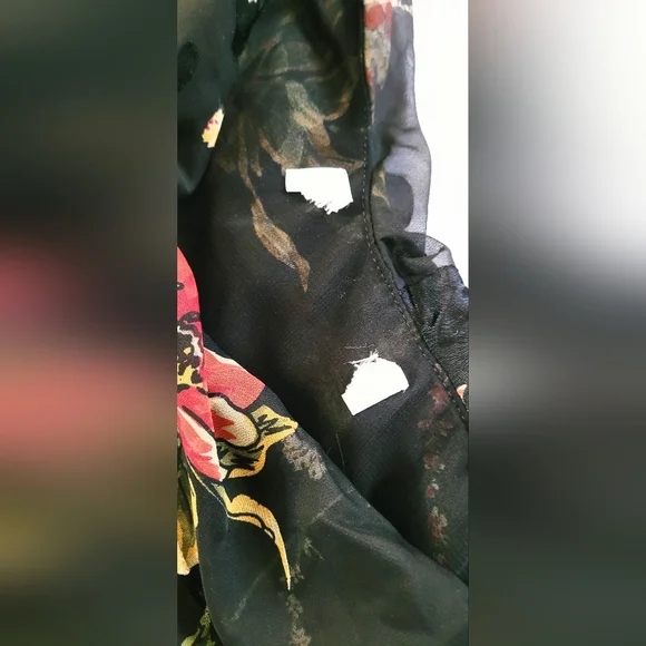 NWOT!ASTR The Label Anthro Reign Floral Print Women's Off The Shoulder Top Small - Picture 8 of 17